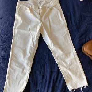 NWOT White Cut Off Jeans 🌈